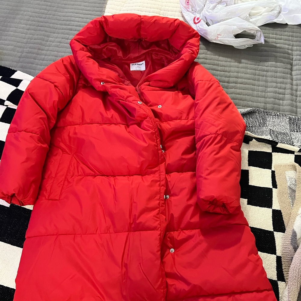 Old Navy Women’s Water Resistant Long Hooded Puffer Coat